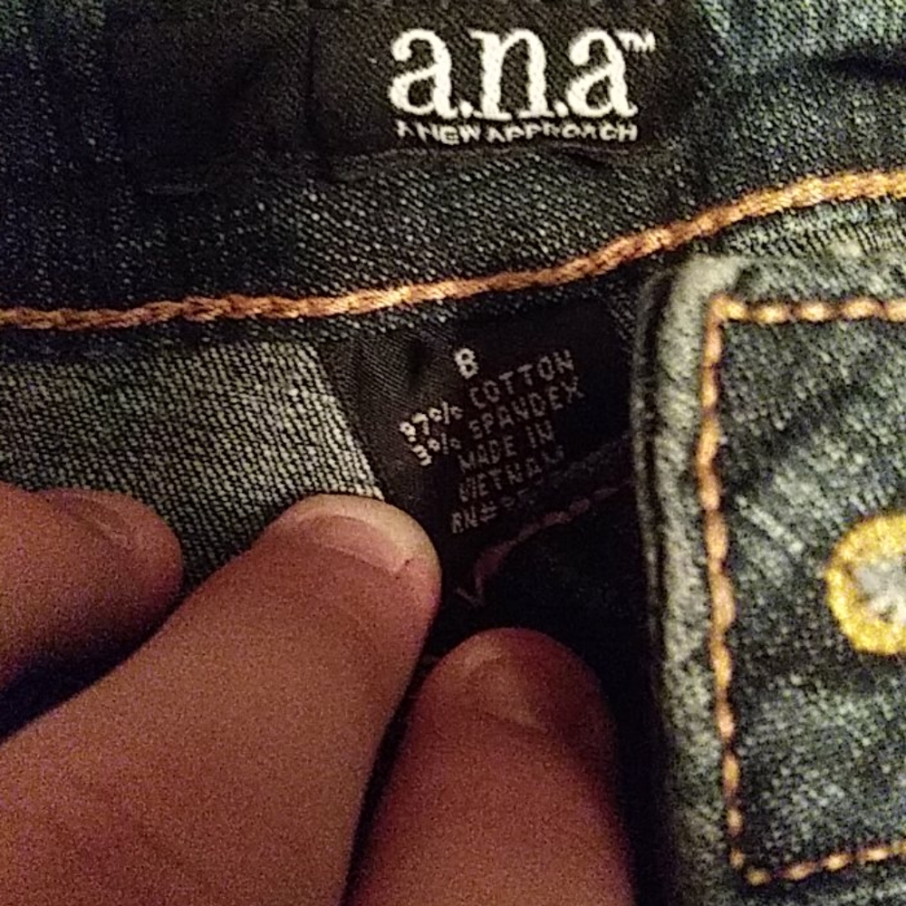 Jeans - Picture 3 of 3
